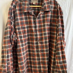 Men’s Duluth Trading 4xl long sleeve cotton shirt.